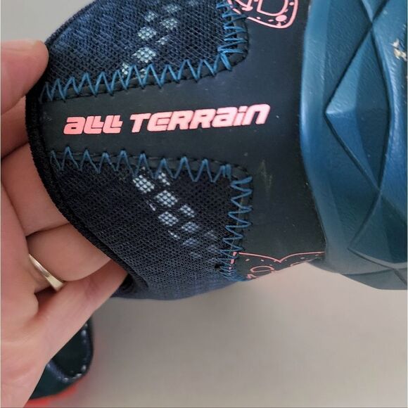 New Balance women's shoes athletic all terrain speed drive running size … - Picture 3 of 8